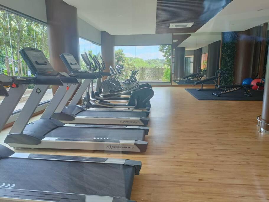 The Clio 2 Residences, Beside Ioi City Mall, Opposite Hospital Serdang, Beside Uniteen And Upm, プトラジャヤ エクステリア 写真