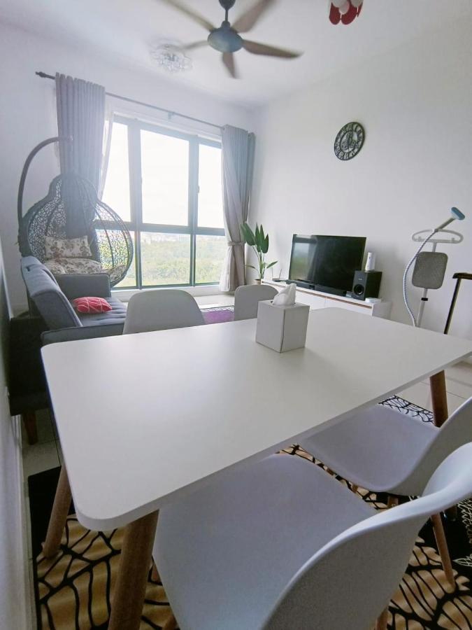 The Clio 2 Residences, Beside Ioi City Mall, Opposite Hospital Serdang, Beside Uniteen And Upm, プトラジャヤ エクステリア 写真